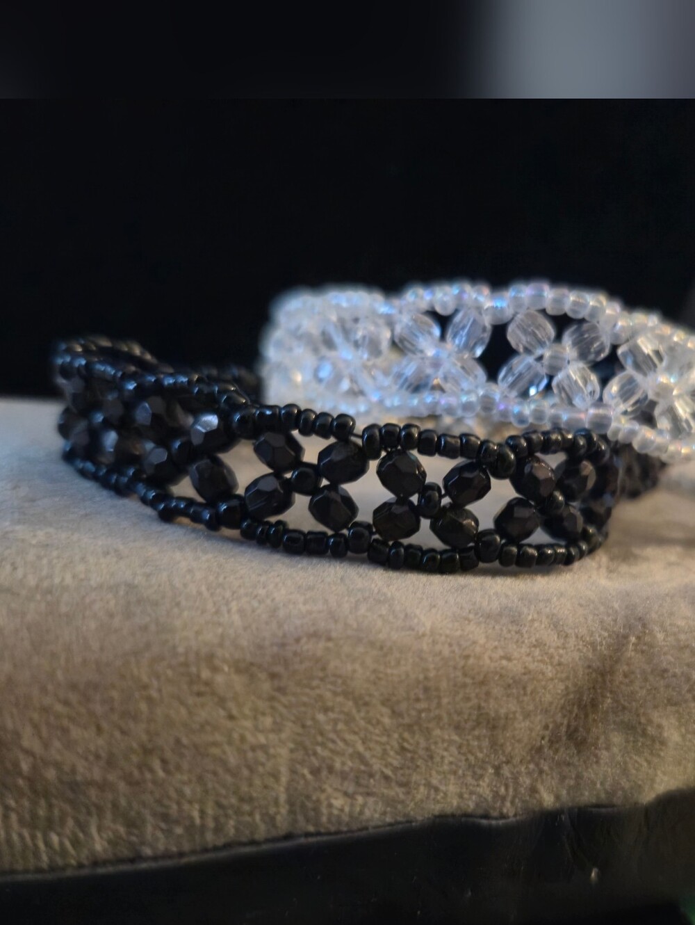 Handcrafted Friendship 2 Pc Set Black & Clear Flower Beaded Stretch Bracelets